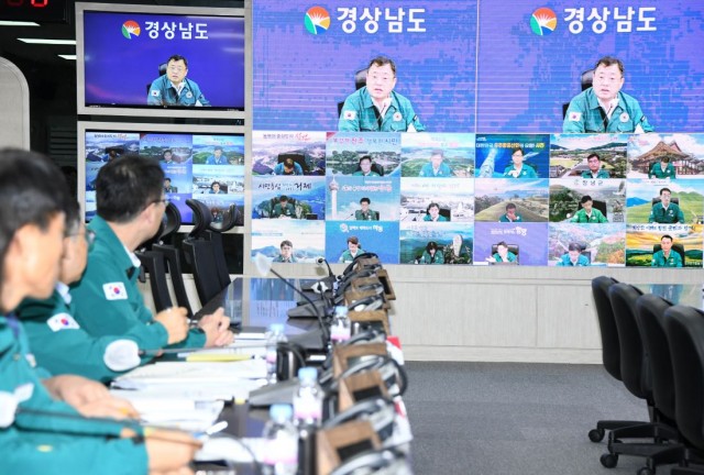 영상회의사진 영상회의사진.jpg