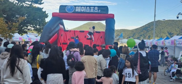 10 10. 29. - 통영시, 한 자녀 더(+)! 행복도 더(+)! 출산장려행사 성료 4.jpg
