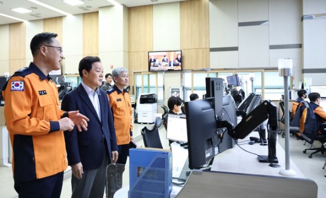 비상상황실방문격려(2) 비상상황실방문격려(2).jpg