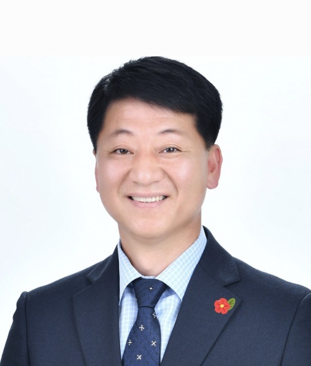 이인태 이인태.jpg