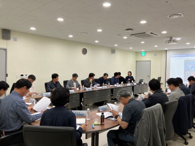 전문가프로그램위원회 전문가프로그램위원회.jpg