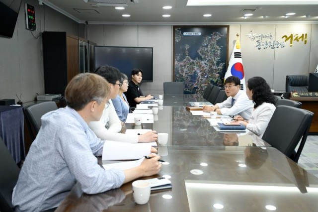 관련사진(시장님과 함께하는 민원담당공무원 소통 간담회) (1).jpg