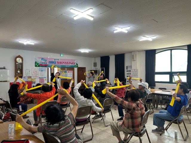6. 11. - 통영시 섬마을 건강은 우리가 지켜요 1.jpg