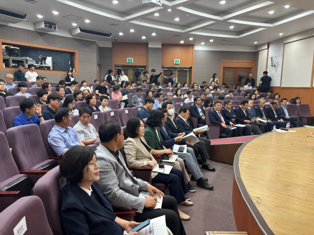 경남-부산행정통합_시도민과의소통본격시작(3).jpg
