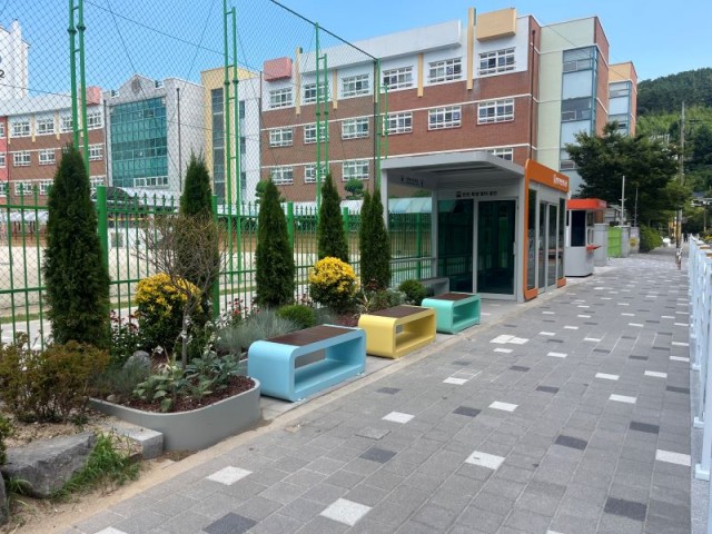7. 18. - 통영시 자녀안심 그린숲 조성 완료 2.jpg