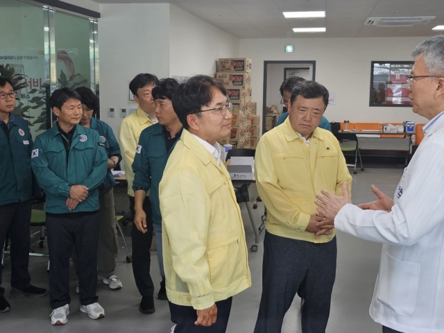 차관방문(1).jpg
