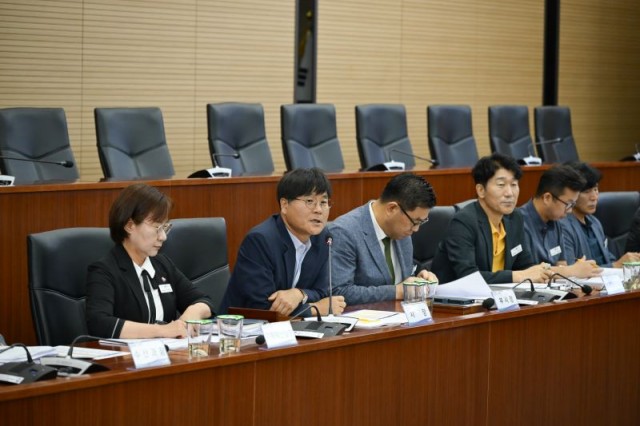 3-2 3-2. 관련사진(거제시, 지역구 도의원과 정책 소통간담회 개최1).jpg