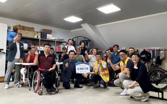 4-3 4-3. 거제라이온스클럽, 장애인연맹 쉼터 냉난방기 기증(2).JPG