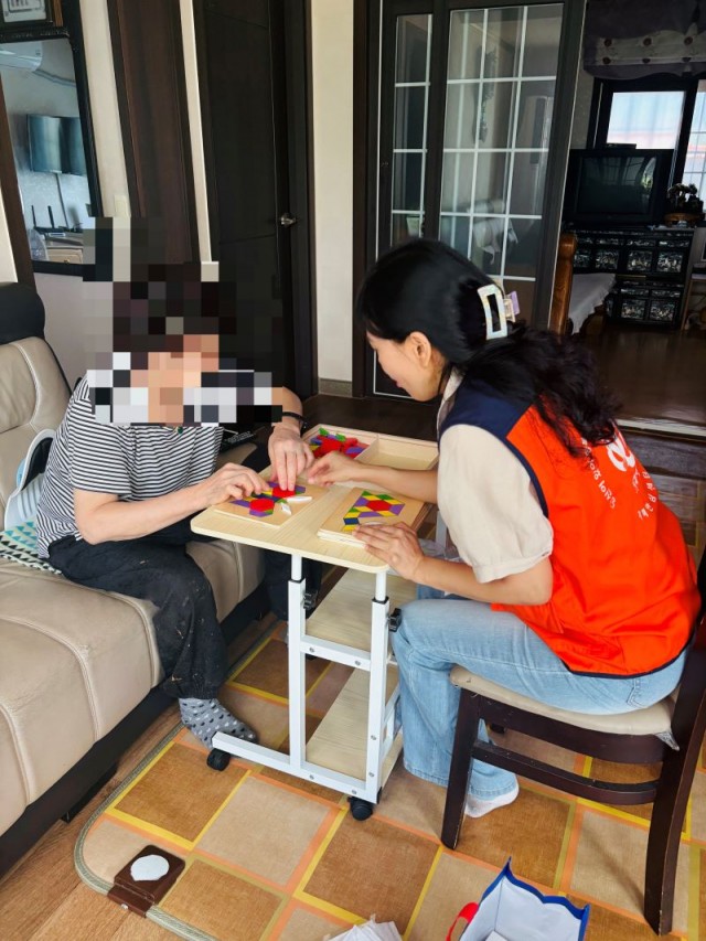 2-2. 기억을 지키는 수업， 거제시치매안심센터가 찾아갑니다.jpg