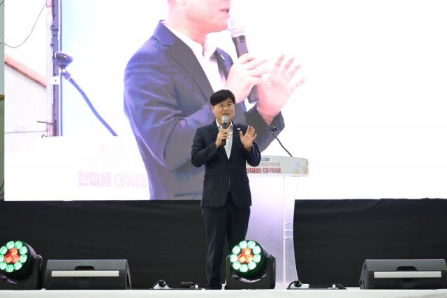 10-2 10-2. 제7회 거제시 주민자치위원 한마음대축제, 제12회 거제시 주민자치센터 프로그램 발표회 개최1.jpg