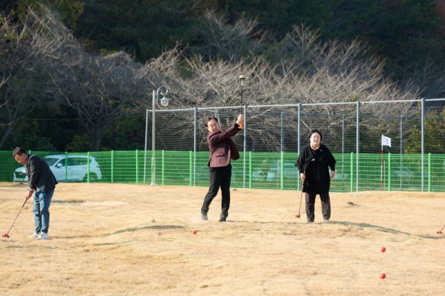 11 11. 27. - 통영시, 용남생활체육공원 파크골프장 준공식 개최 2.jpg