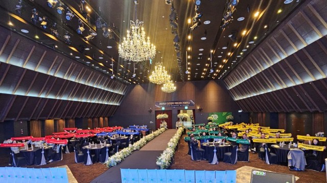 1-2 1-2. 사진1(거제시 지사협, 2025년 민관협력 컨퍼런스 개최).jpg