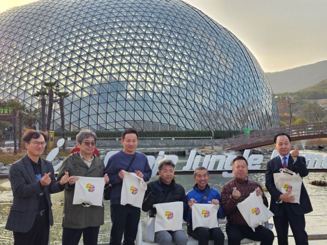 2-2 2-2. 관련사진 1(거제시, 경남도 日 크루즈 여행객 유치 지원).jpg