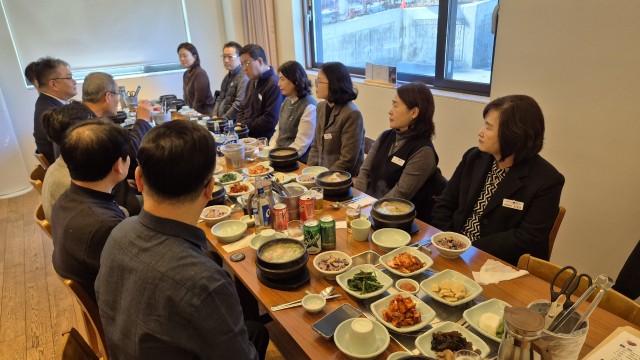 관련사진(거제시， 병의원 등 유관기관과 간담회 개최).jpg