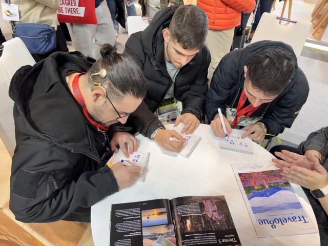 스페인국제관광박람회참가홍보사진 (1).jpg