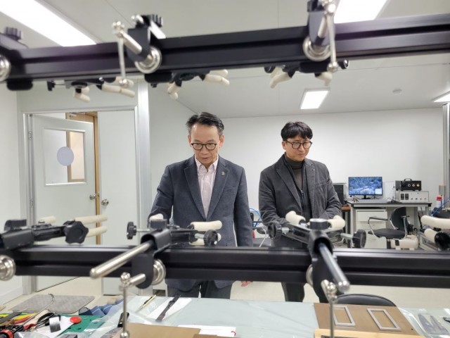 양산산단혁신지원센터_우주항공·방산용실란트소재초격차기술개발및실증사업추진현장방문2 양산산단혁신지원센터_우주항공·방산용실란트소재초격차기술개발및실증사업추진현장방문2.jpg