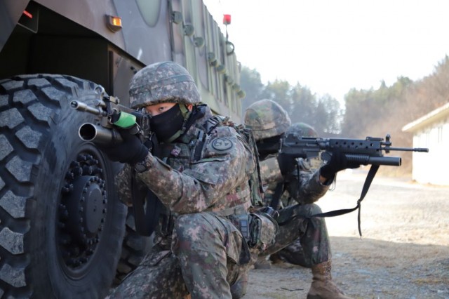 혹한기 훈련 사진 .JPG