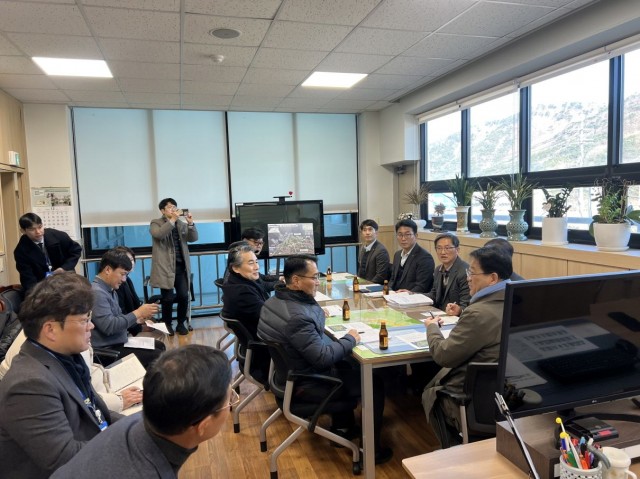 (거제시-한전， 상문동 도심 관통 송전철탑 이설 추진 추가 사진자료1).jpg