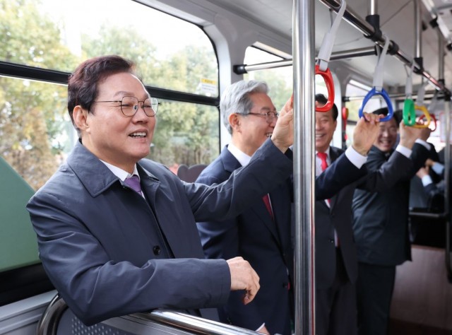 의령군버스완전공영제시행출범식(1) 의령군버스완전공영제시행출범식(1).jpg