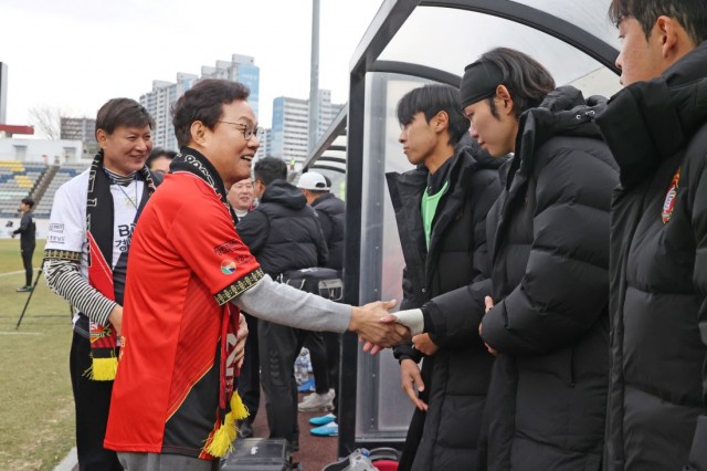 경남FC홈개막전응원(1) 경남FC홈개막전응원(1).jpg