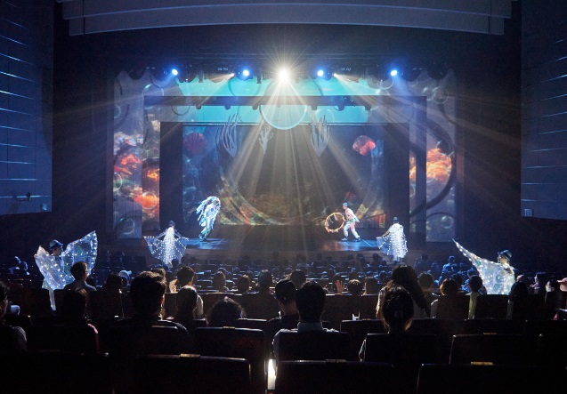 3. 13. - 통영시민문화회관, 2026년 공연예술 지역유통 지원사업 선정 2(블루홀속으로).jpg