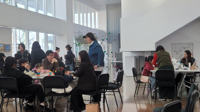 3. 16. - 통영리스타트플랫폼 창업기업 대표들의 재능 나눔… 통영 청소년·시민과 함께한 특별한 하루 3.jpg