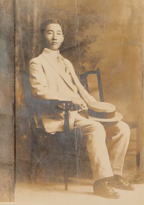 윤현진 독립투사 윤현진 독립투사.jpg