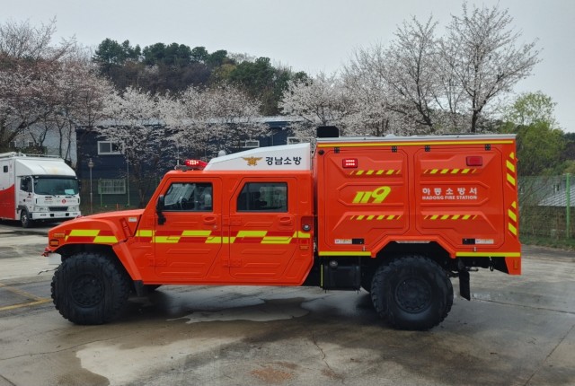 중형산불진화차(2) 중형산불진화차(2).jpg