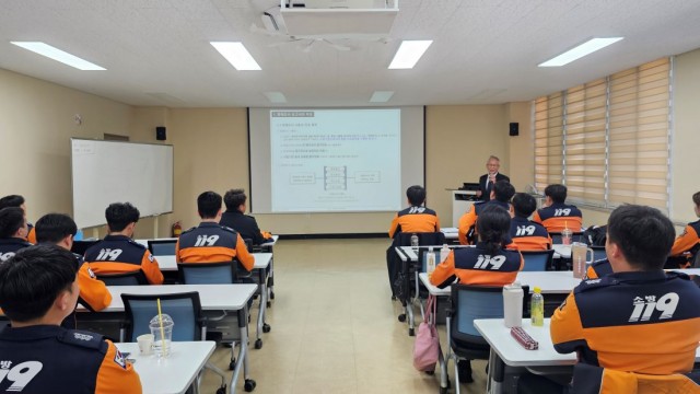 교육사진(1) 교육사진(1).jpg