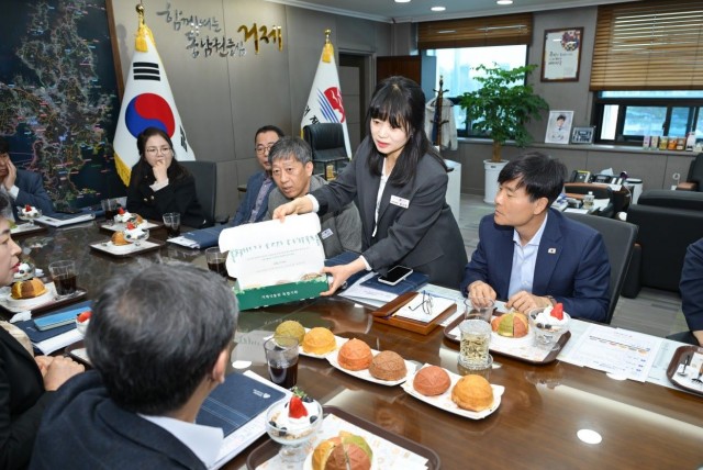 관련사진(거제시 아열대 농산물 활용한 ‘거제정글빵’출시1) 관련사진(거제시 아열대 농산물 활용한 ‘거제정글빵’출시1).jpg