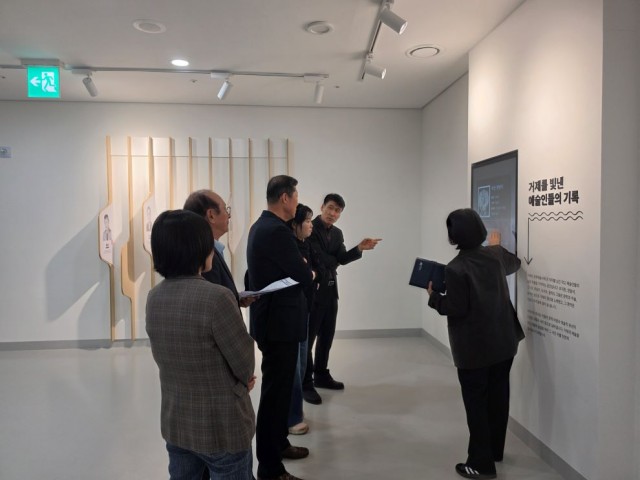 관련사진(거제시 2025회계연도 결산검사위원 주요 사업 현장 방문2).jpg