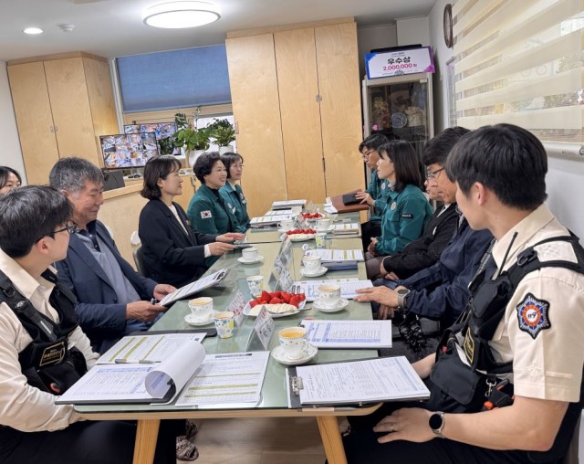 관련사진(거제시, 민관합동 2026년 어린이집 집중안전점검 실시1).JPG