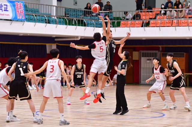 4. 28. - 통영시 2026 연맹회장기 전국남녀중·고농구대회 개최 1.jpg