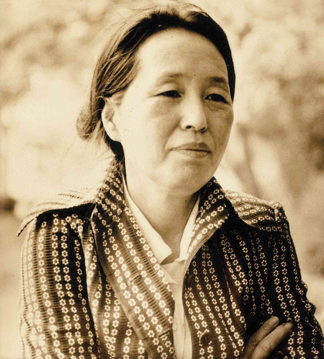 4. 28. - 통영시 한국 문학의 거목 박경리 선생 제18주기 추모제 열려.jpg