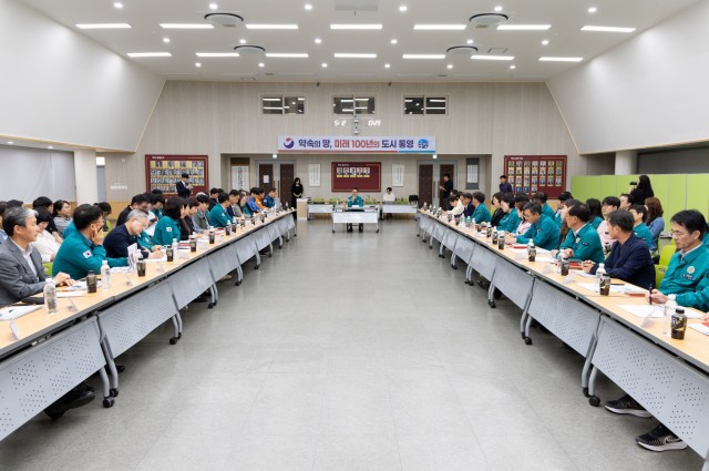 5. 12. - 통영시 스마트도시계획 수립 용역 착수보고회 성황리 개최 3.jpg