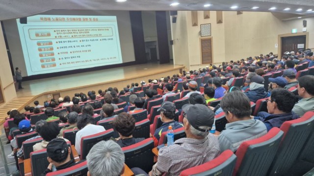 관련사진(거제시， 현업근로자 온열질환 예방 교육 실시2).jpg
