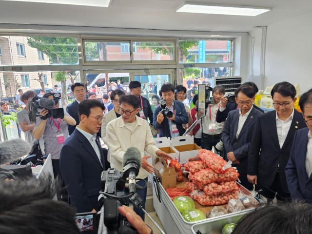 남해군농어촌기본소득현장방문(2).jpg