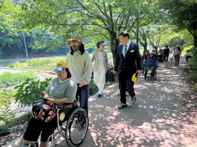 관련사진(제11회 희망!걷기대회 개최， 화합과 소통의 장 마련1).jpg