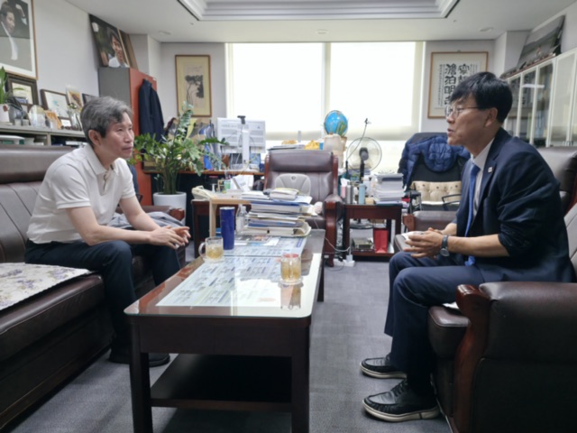 관련사진5(이인영의원).jpg