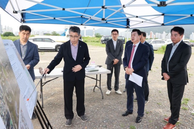 부산대학교+양산캠퍼스+방문+사진+(1) (1).jpg