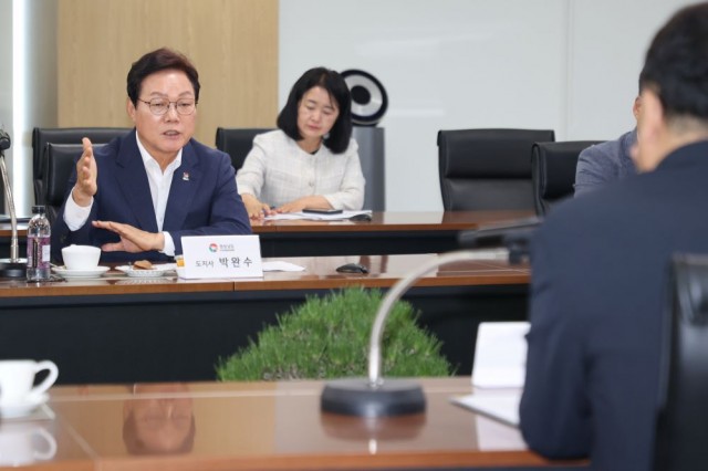 0702+도지사_+엘지전자+스마트파크+방문+(3).jpg