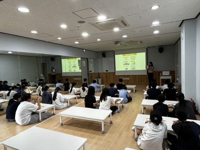 관련사진2(지역아동센터 등 아동청소년대상 하이파이브 건강교실 운영).JPG