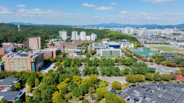 경상국립대+전경.jpg
