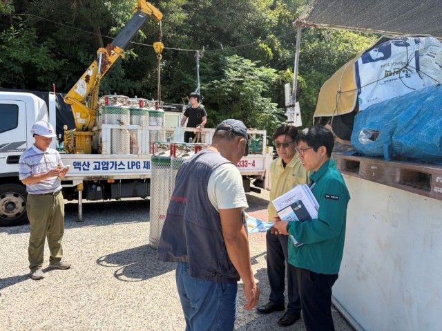 관련사진(거제시, 고수온 피해 막는다… 양식어가에 액화산소 지원1) 관련사진(거제시, 고수온 피해 막는다… 양식어가에 액화산소 지원1).JPG