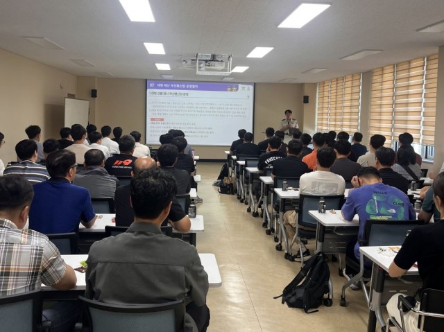 긴급구조지휘대+교육사진.jpg