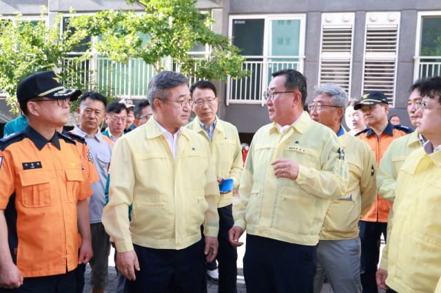 8. 19. - 강석주 통영시장 행정안전부 장관에 특별재난지역 지정 건의 1.jpg