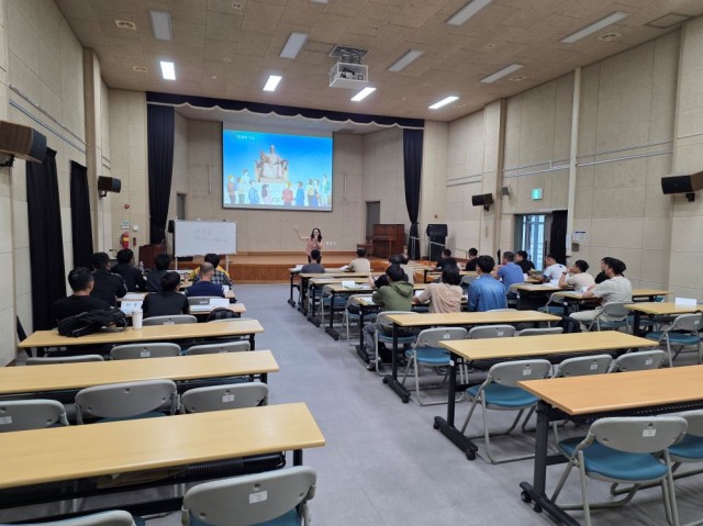관련사진(거제시  2026년 2학기 외국인노동자 사회통합프로그램 개강1).jpg