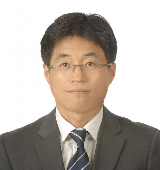 사진(이장희+내정자).jpg