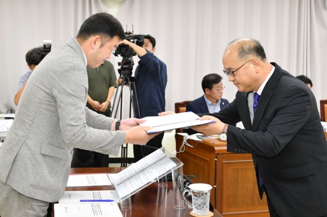 출자출연기관 인사청문회(신용보증재단 이사장)3.jpg