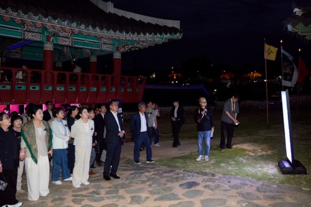 9. 18. - 통영시, 18일 개막 ‘2026 국가유산 미디어아트 통영’ 야간 전 구간 사전 점검 완료 1.jpg